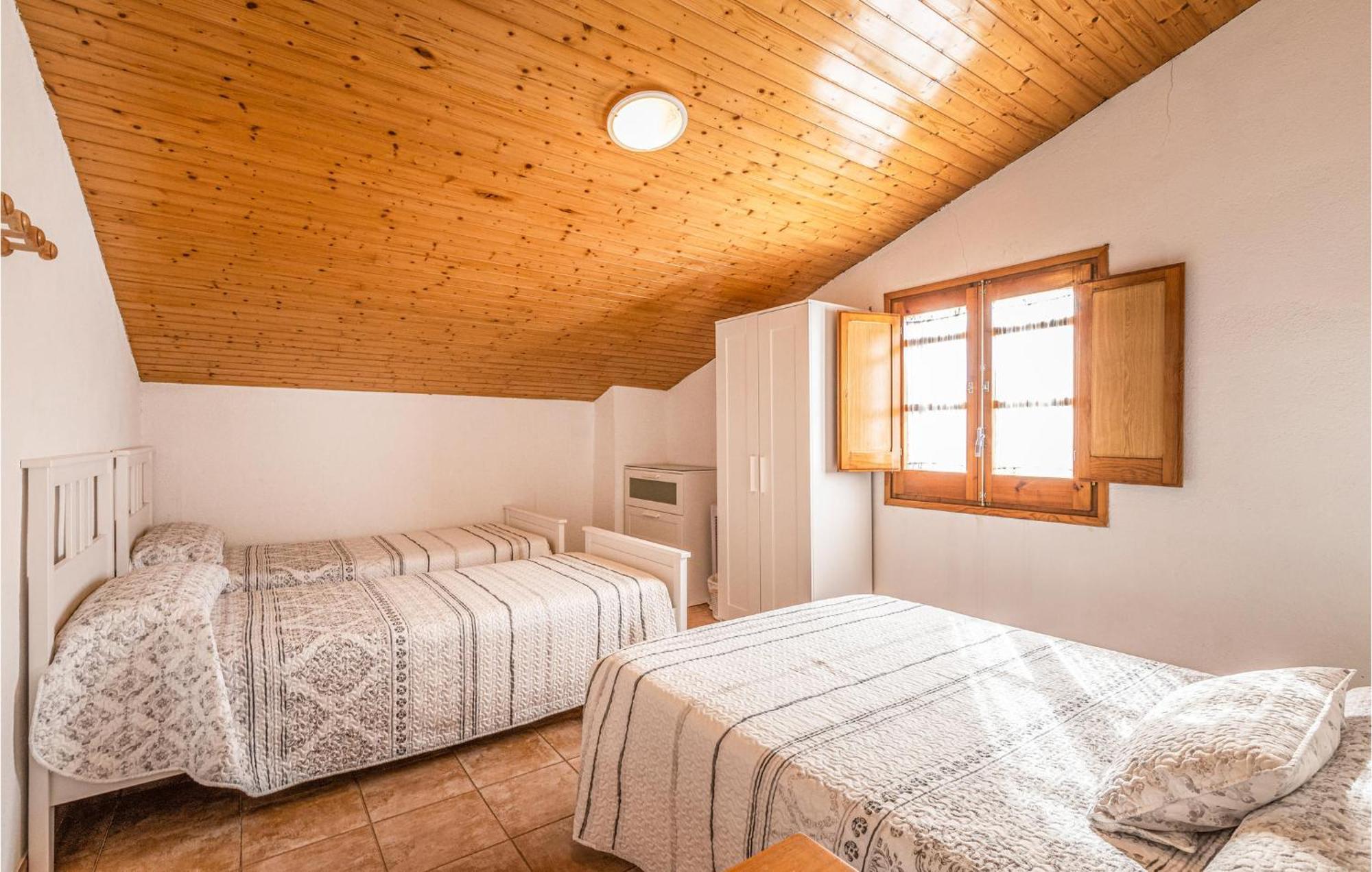 Awesome Home In Riells I Viabrea With Wifi Breda Eksteriør bilde
